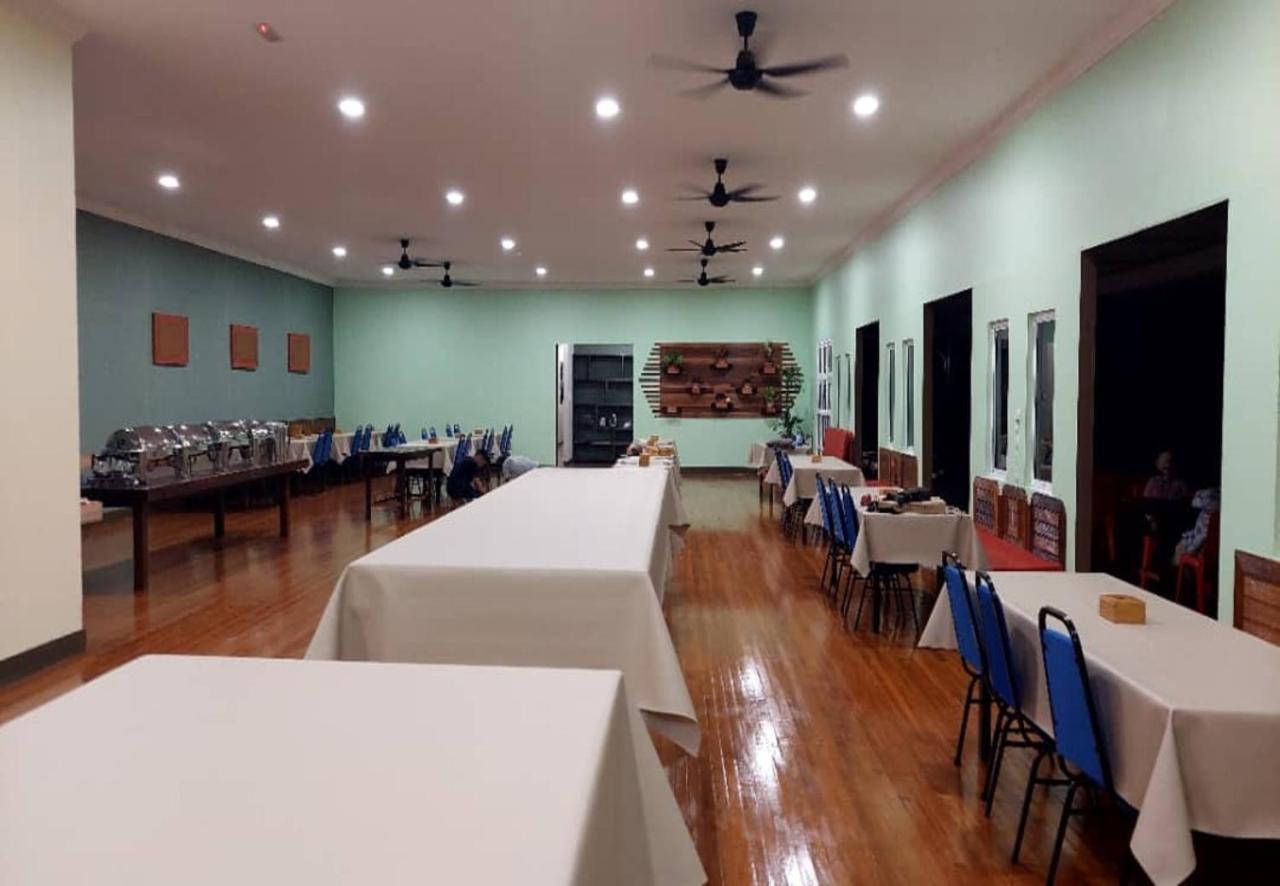 Santiri Island Resort Semporna Extérieur photo
