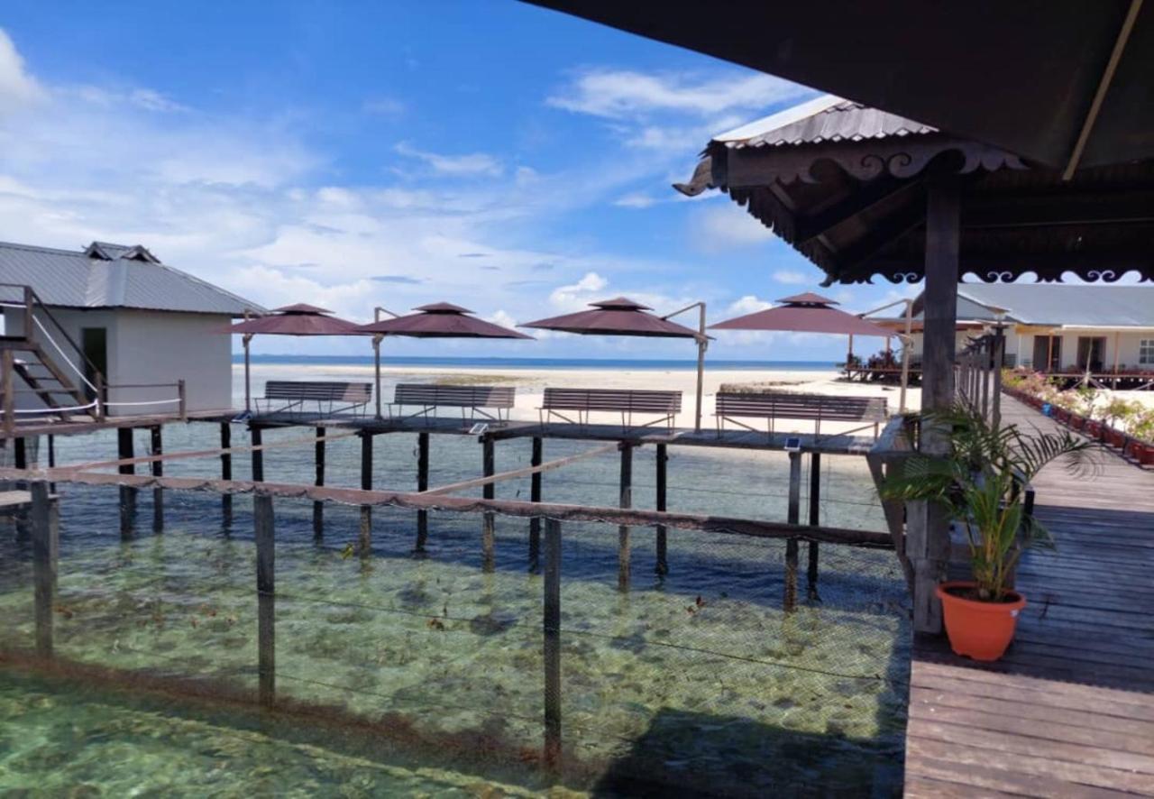 Santiri Island Resort Semporna Extérieur photo