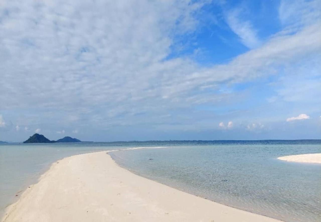 Santiri Island Resort Semporna Extérieur photo